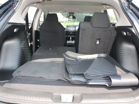 Certified 2023 Honda HR-V LX image 29