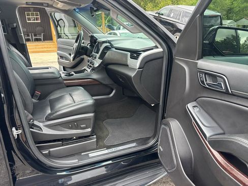 Used 2017 GMC Yukon XL SLT RWD image 15
