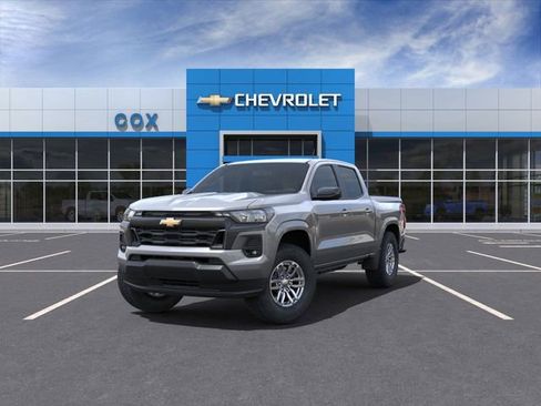 New 2024 Chevrolet Colorado LT w/ LT Convenience Package II RWD image 8