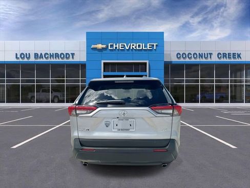 Used 2025 Toyota RAV4 LE image 7