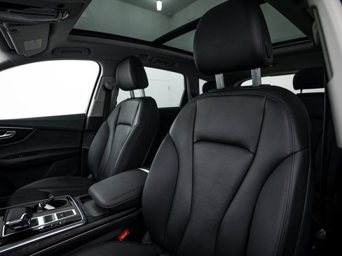 Certified 2023 Audi Q7 3.0T Premium w/ Convenience Package AWD/4WD image 14