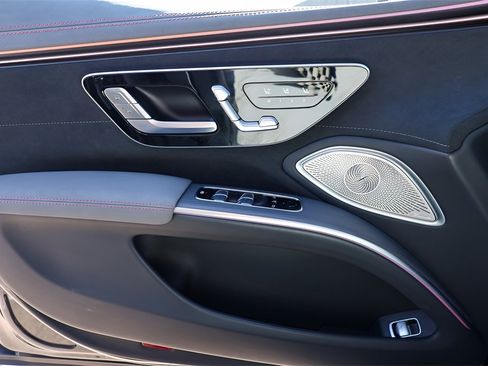 Used 2024 Mercedes-Benz EQS AMG 4MATIC image 34