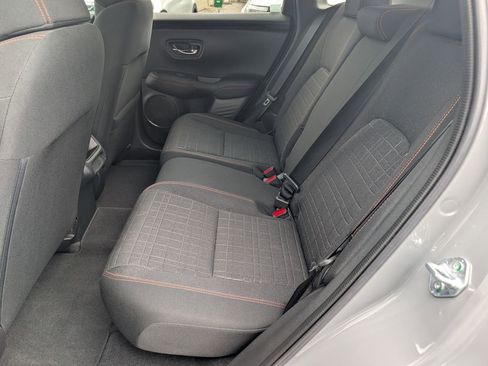 Used 2024 Honda HR-V Sport image 10