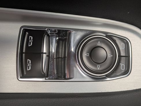 Used 2025 Chevrolet Corvette Stingray Coupe w/ 1LT image 13