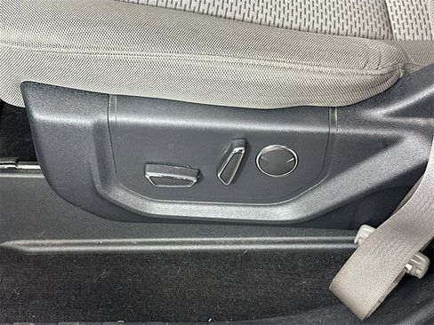 Used 2018 Ford F150 XLT w/ Equipment Group 302A Luxury image 23