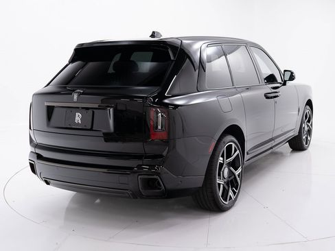 New 2026 Rolls-Royce Cullinan Black Badge image 5