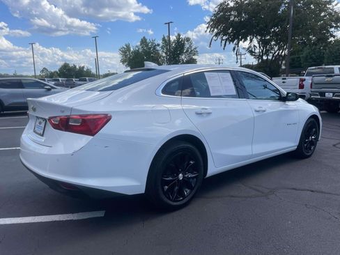 Used 2025 Chevrolet Malibu LT FWD image 12