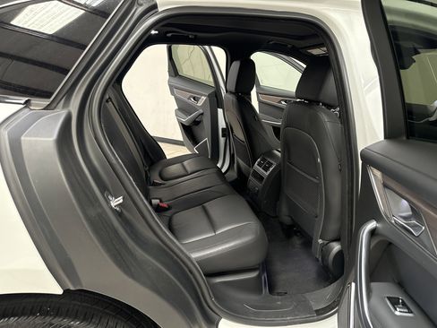 Used 2021 Jaguar F-PACE S image 10