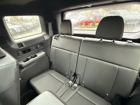 Used 2025 Hyundai Santa Fe Calligraphy image 18