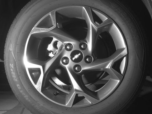 Used 2025 Chevrolet Trax LT w/ LT Convenience Package image 15