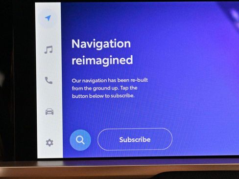 Used 2023 Toyota Crown Limited image 22