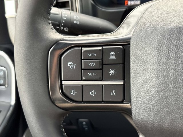 New 2026 Ford F250 Platinum w/ FX4 Off-Road Package AWD/4WD image 26