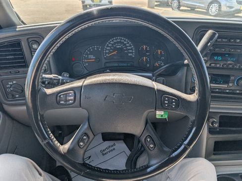 Used 2005 Chevrolet Tahoe Z71 w/ Preferred Equipment Group AWD/4WD image 14