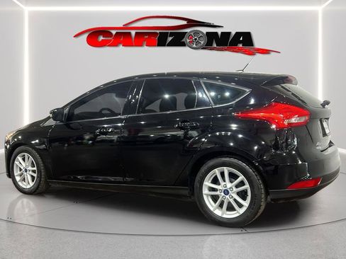 Used 2017 Ford Focus SE image 5
