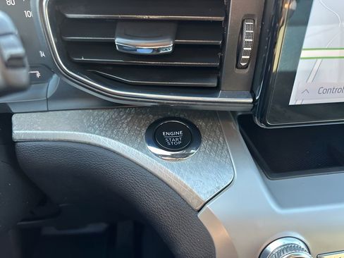 Used 2022 Ford Explorer Timberline image 25