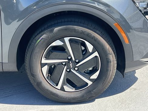 Certified 2023 Kia Sportage LX image 14