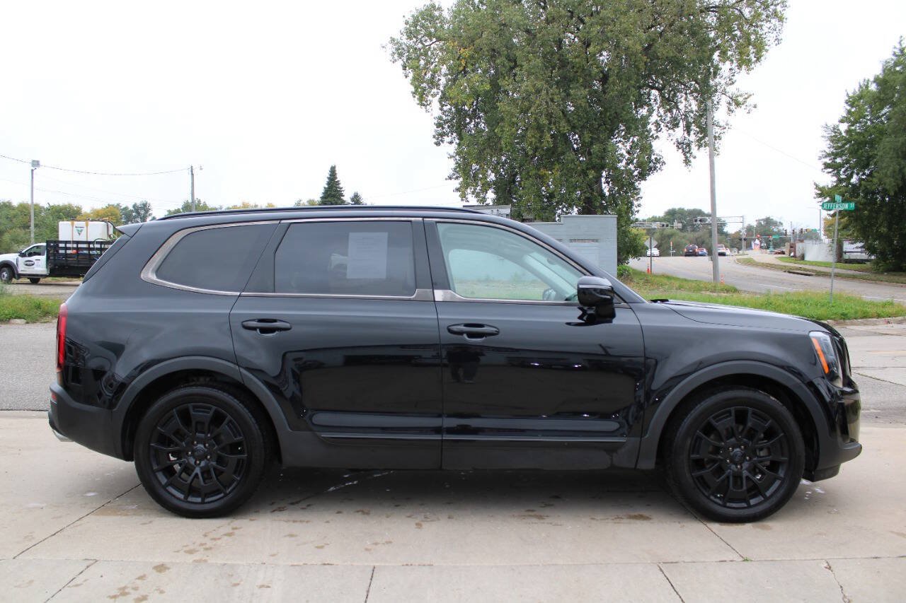 Used 2021 Kia Telluride SX w/ SX Prestige Package AWD/4WD image 3