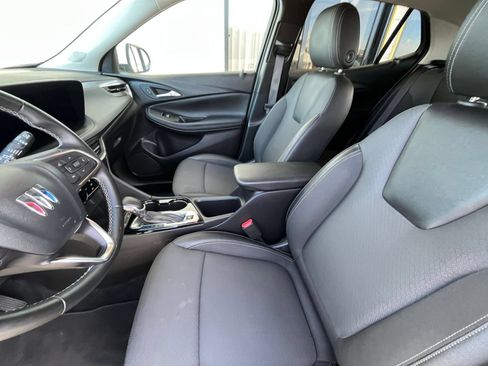 Used 2025 Buick Encore GX Preferred FWD image 24