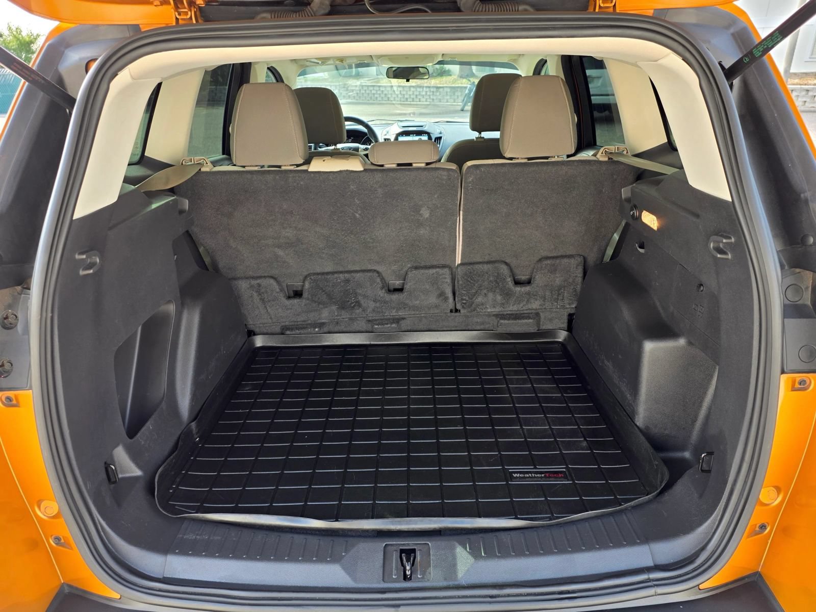 Used 2016 Ford Escape SE w/ Equipment Group 201A FWD image 7