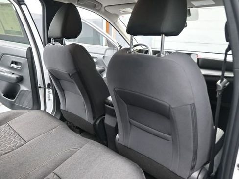 Used 2025 Nissan Kicks SV FWD image 23