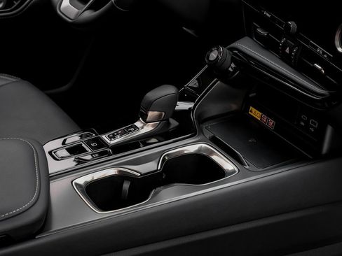 Used 2025 Lexus NX 250 FWD w/ Premium Package image 23