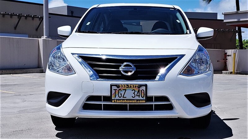 Used 2018 Nissan Versa SV FWD image 7