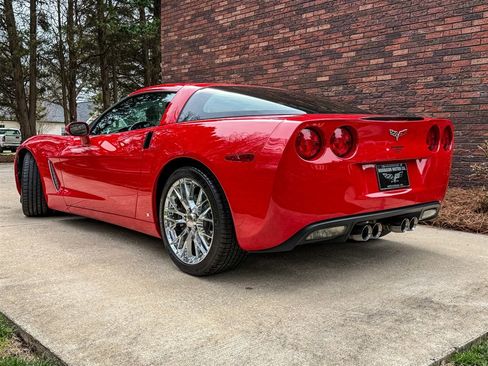Used 2007 Chevrolet Corvette Coupe image 5