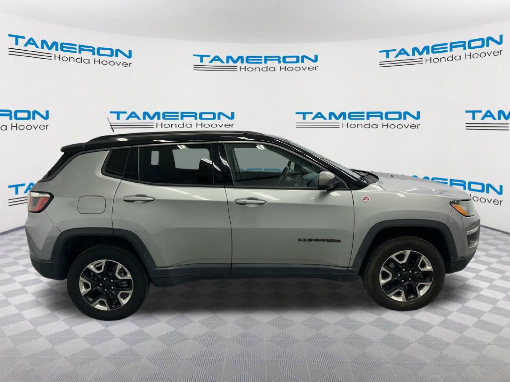 Used 2018 Jeep Compass Trailhawk AWD/4WD image 6