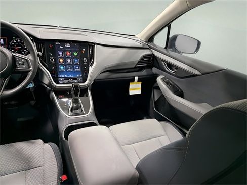 Certified 2025 Subaru Outback Premium w/ Popular Package #1A image 23