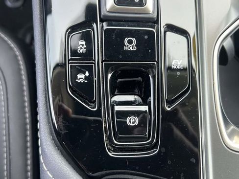 Used 2023 Lexus NX 350h AWD w/ Premium Package image 32