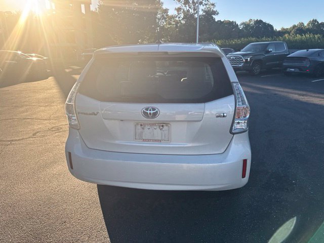 Used 2012 Toyota Prius V Three FWD image 5