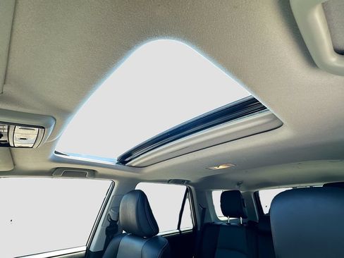 Used 2023 Toyota 4Runner SR5 Premium w/ Moonroof Package RWD image 22