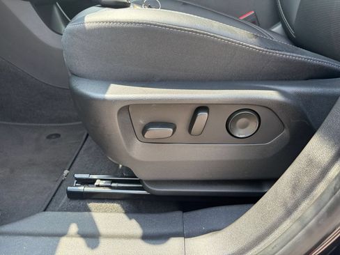 Used 2024 Buick Envision Preferred AWD/4WD image 22