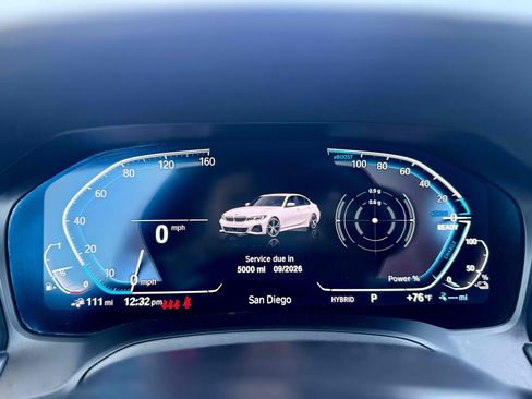 Used 2022 BMW 330e w/ M Sport Package RWD image 27