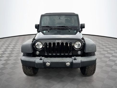 Used 2018 Jeep Wrangler Unlimited Sport S AWD/4WD image 2