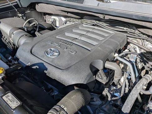 Used 2014 Toyota Tundra SR5 image 21