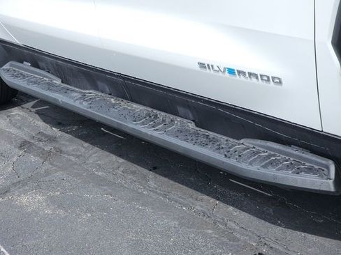 New 2024 Chevrolet Silverado EV W/T image 15