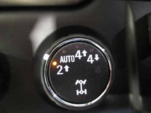 Used 2017 GMC Yukon XL Denali w/ Open Road Package image 21