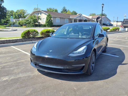 Used 2019 Tesla Model 3 AWD/4WD image 30