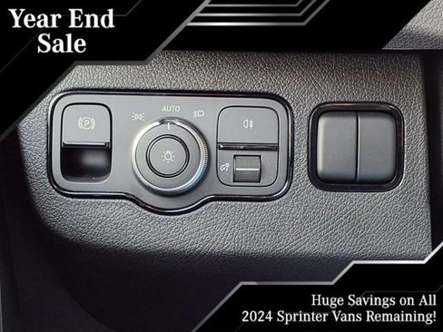 New 2024 Mercedes-Benz Sprinter 144 Cargo image 15