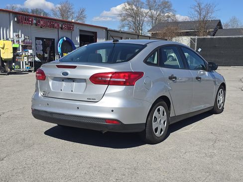 Used 2016 Ford Focus S image 5