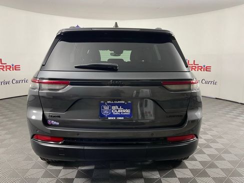 Used 2024 Jeep Grand Cherokee Limited w/ Black Appearance Package AWD/4WD image 4