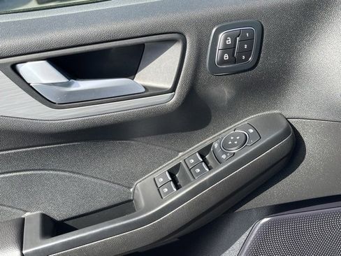 Used 2024 Ford Escape Platinum image 21