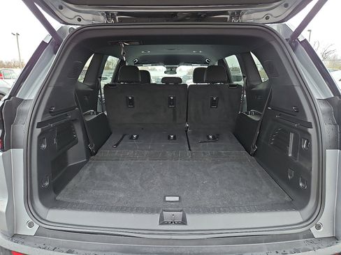 Certified 2025 GMC Acadia Elevation image 28