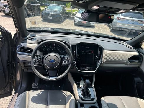 Used 2025 Subaru Forester Limited AWD/4WD image 19
