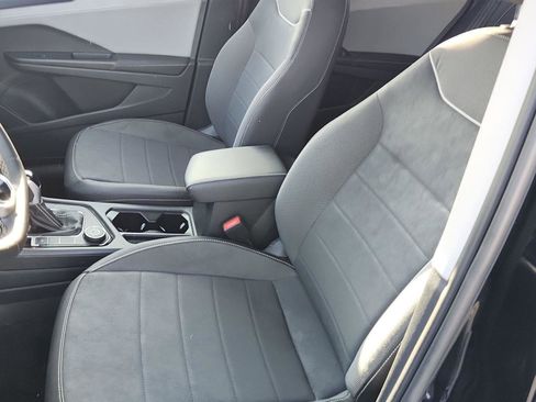 Used 2024 Volkswagen Taos SE image 10