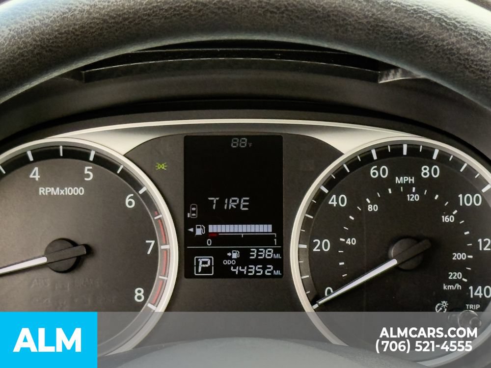 Used 2024 Nissan Versa S w/ Trunk Package FWD image 18
