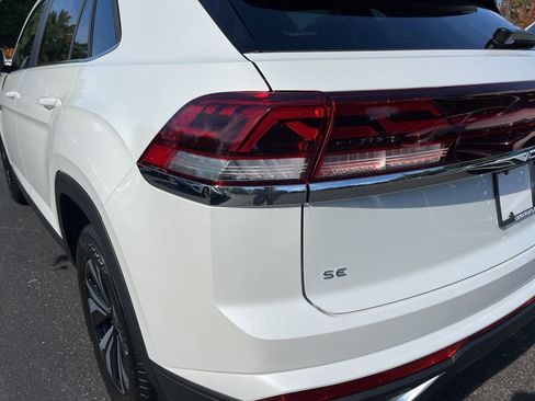 New 2026 Volkswagen Atlas Cross Sport SE image 12