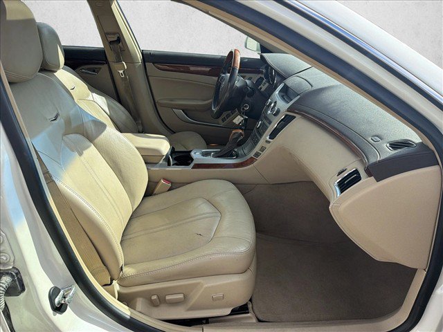 Used 2011 Cadillac CTS Luxury RWD image 25