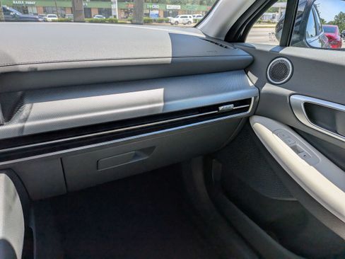Certified 2026 Hyundai Sonata SE FWD image 15